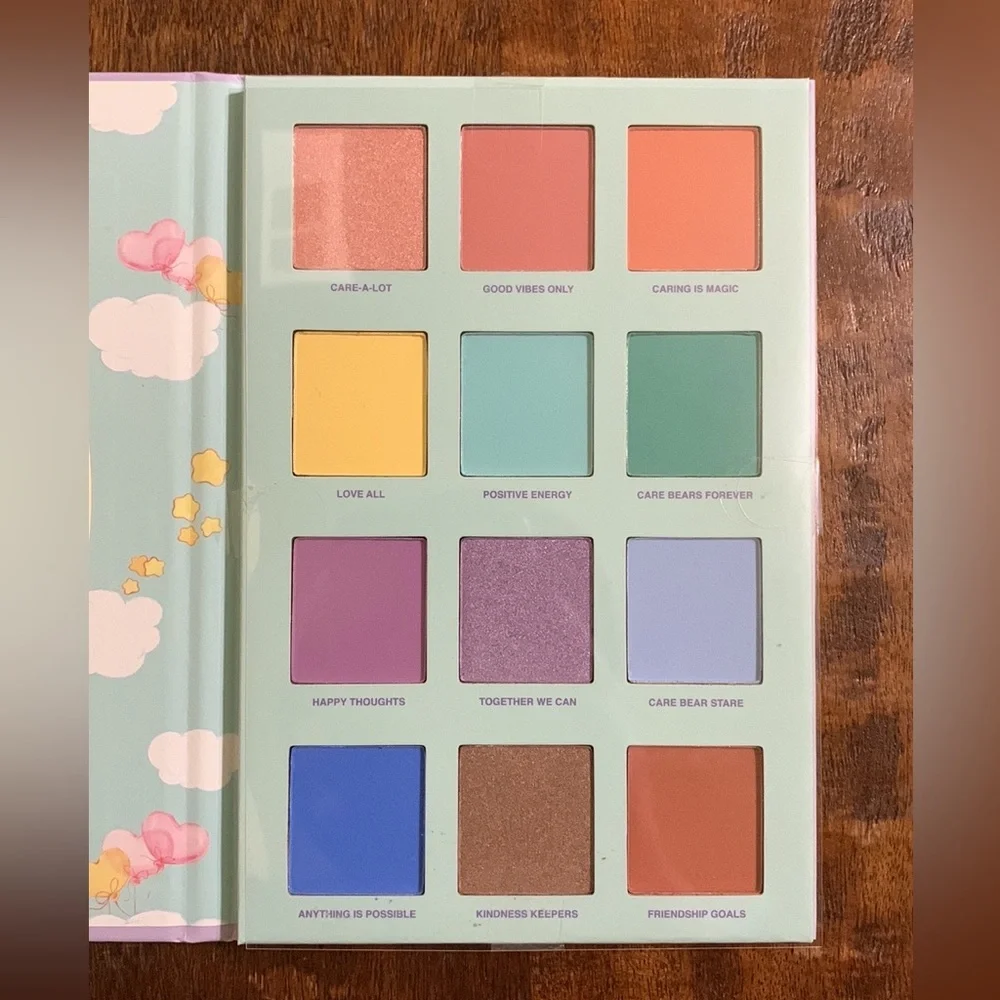 New Taste Beauty x Care Bears 🐻 🌈 12 Color Eye Shadow Palette